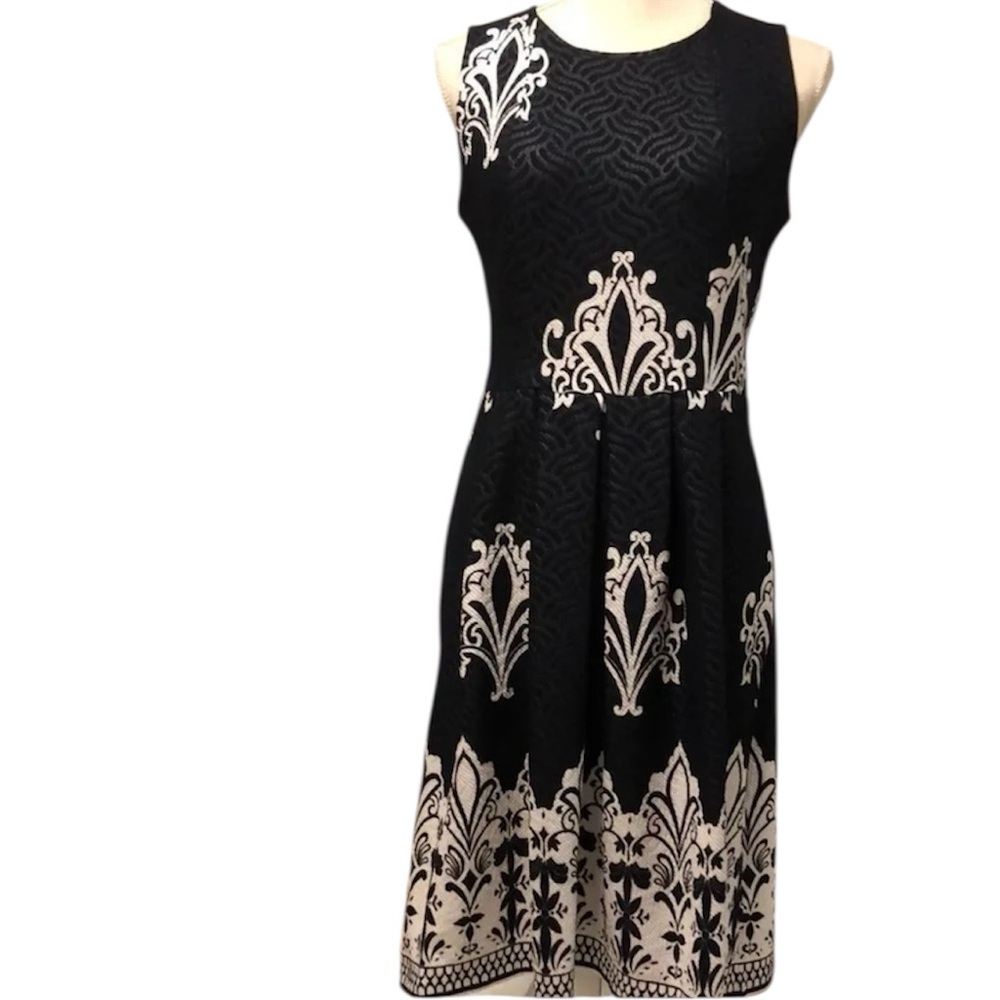 New York & Company Navy &  White  Stretch Dress Size Small